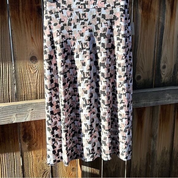 Kasper skirt slinky pink gray white geometric a-line Small FIRM on PRICE - Picture 1 of 3